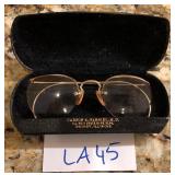 U - PAIR OF GLASSES W/ CASE (LA45)
