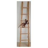 U - DECOR LADDER & GECKO 84"T (L66)