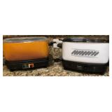 U - LOT OF 2 WESTBEND SLOW COOKERS (KA6)