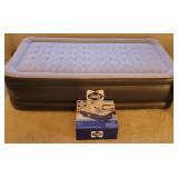 U - SEALY TWIN AIR MATTRESS W/ PUMP (M16)