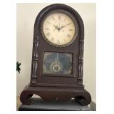 Y - VINTAGE CLOCK  (D100)