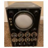 P - VINTAGE D38 ELECTRONIC OSCILLOSCOPE DEVICE BOX