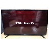 11 - TCL ROKU 40" TV