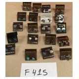 394 - 20 PAIR OF STUD EARRINGS (F415)