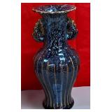 11 - BOMBAY CHINESE PORCELAIN VASE 12."T (F12)