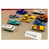 12 - LOT OF COLLECTIBLE CARS & TRUCKS (F468)