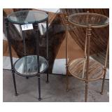 11 - LOT OF 2 ROUND SIDE TABLES / STANDS (P8)