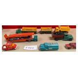 12 - LOT OF COLLECTIBLE TRUCKS (F462)