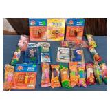 N - LOT OF PEZ DISPENSER COLLECTIBLES (P29)