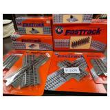 11 - MODEL RAILROAD FASTRACK TRACK SEGMENTS (F209)