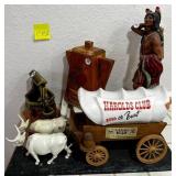 L - COVERED WAGON DECANTER, STATUETTE (C152)