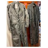 L - LOT OF 2 FLYERS OVERALLS (C106)