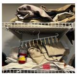 L - TIE RACK, CLOTHING (C48)