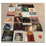 L - MIXED LOT OF VINYL RECORDS (C228)