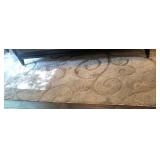 M - AREA RUG 104X92" (A4)
