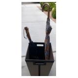 M - BURBERRY UMBRELLA W/ UMBRELLA STAND (G80)