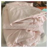 M - MIXED LOT OF BEDDING (G97)