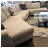M - SECTIONAL SOFA  W/ TOSS PILLOWS (A94)