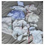 M - MIXED LOT OF BABY CLOTHES (G101)
