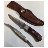 N - LOT OF 2 COLLECTIBLE KNIVES (60)