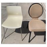 K - LOT OF 2 ACCENT CHAIRS (G7)