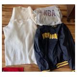 K - MIXED LOT OF CLOTHING (M62)