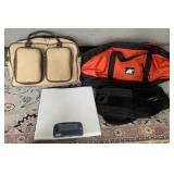 K - BATHROOM SCALE & CARRY BAGS (M52)