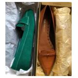 O - 2 PAIR OF WOMEN