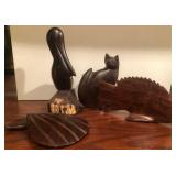 O - LOT OF 4 CARVED WOOD FIGURINES (A58)