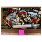 O - NAPKIN RINGS, APPETIZER PICKS, MORE (L52)