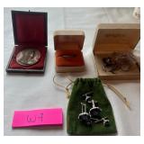 O - MIXED LOT OF CUFFLINKS, MEDALLION & RING (W7)