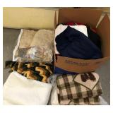O - MIXED LOT OF BLANKETS & THROWS (G2)