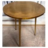 43 - NEW WMC ROUND ACCENT / SIDE TABLE (G68)