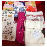 43 - NEW WMC MIXED LOT OF KITCHEN TOWELS (A63)