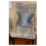 W - DECORATIVE CHAIR WITH PILLOW (C20)