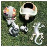 W - LOT OF 5 GARDEN FIGURINES (A288)