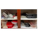 W - LOT OF PLASTIC STORAGE CONTAINERS (K43)