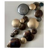 W - METAL WALL ART SCULPTURE (B27)