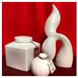 43 - NEW WMC WHALE TAIL SCULPTURE, JAR & VASE (A4)