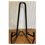 15 - HERCULES DOUBLE BASS STAND