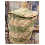 43 - NEW WMC LAUNDRY BASKET W/ TOP