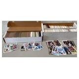 N - LOT OF MIXED SPORTS COLLECTIBLE CARDS (B192)