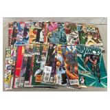 11 - MIXED LOT OF COLLECTIBLE COMICS (B276)