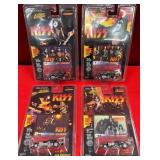 339 - LOT OF KISS BAND COLLECTIBLES (A168)