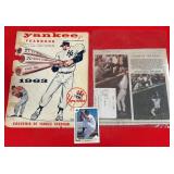 11 - LOT OF VINTAGE BASEBALL COLLECTIBLES (A5)