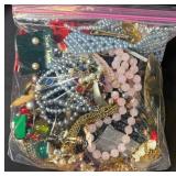 11 - BAG OF MIXED JEWELRY (A209)
