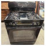 502 - GE BLACK GAS RANGE OVEN