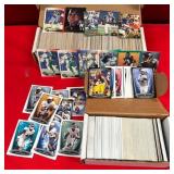11 - LOT OF FOOTBALL COLLECTIBLE CARDS (A134)