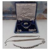 11 - VINTAGE RHINESTONE JEWELRY SET LOT (P4)