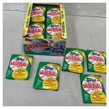 N - LOT OF UNOPENED BASEBALL CARD PACKS (B189)